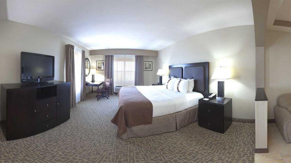 Holiday Inn Hotel & Suites Beaufort At Highway 21 By Ihg Extérieur photo
