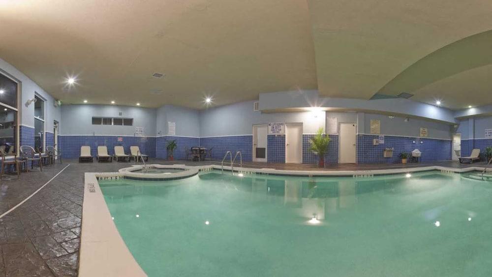 Holiday Inn Hotel & Suites Beaufort At Highway 21 By Ihg Extérieur photo